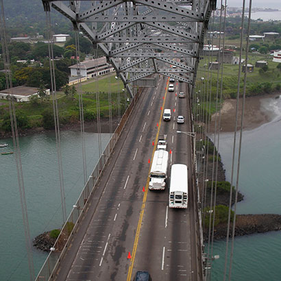 PUENTE LAS AMÉRICAS